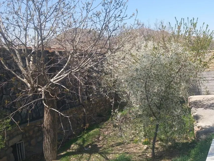 زمین فروشی