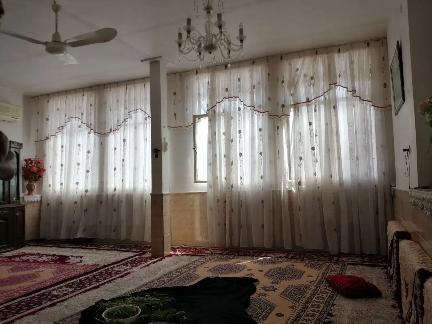 فروش یا معاوضه منزل دوطبقه با مغازه تجاری