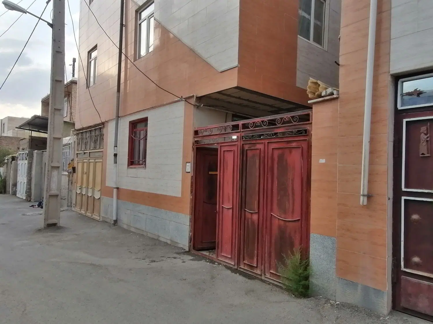 یک طبقه خانه مسکونی