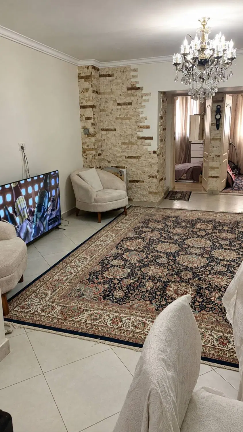 65متری بخت آزاد