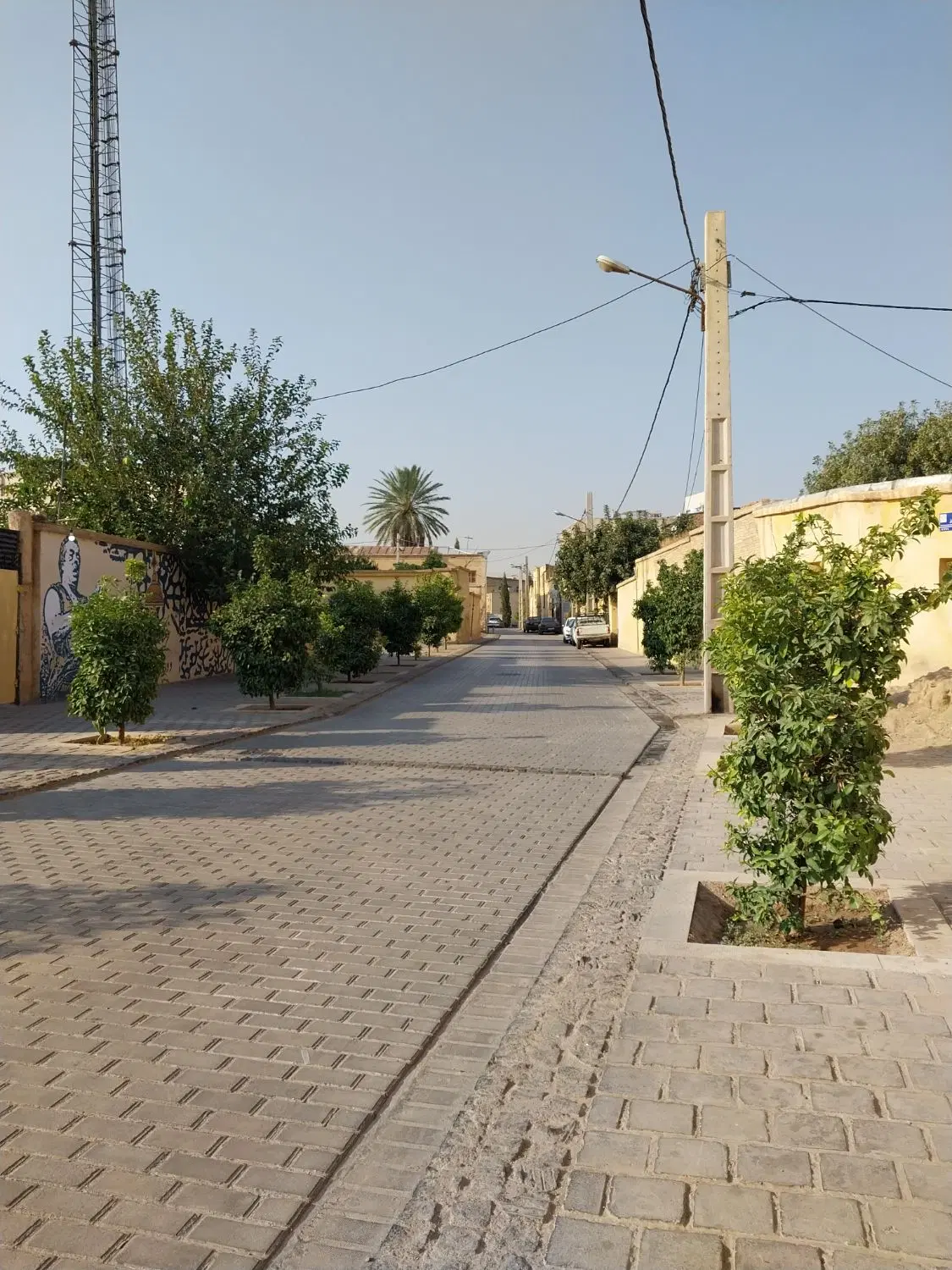 منزل سند تک برگ دوطبقه نزدیک مترو و بازار تمیز