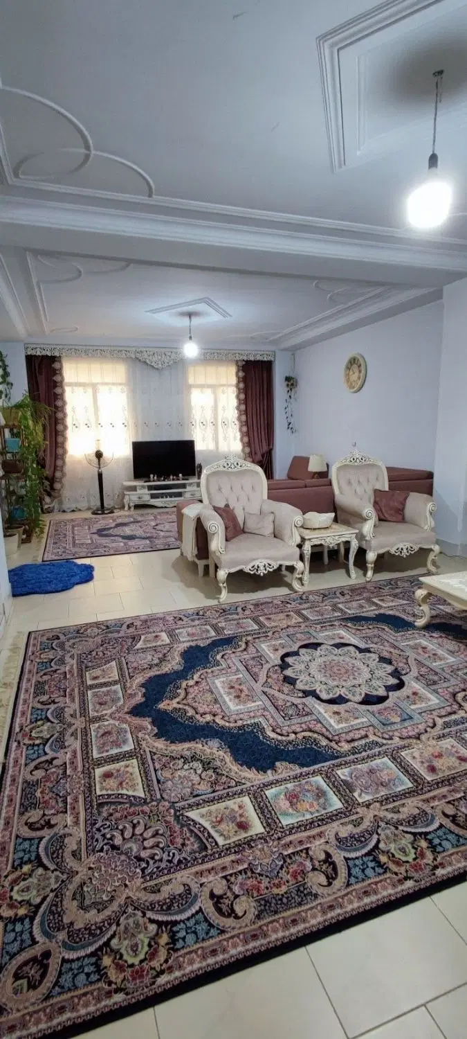 فروش واحد ۱۰۰متری