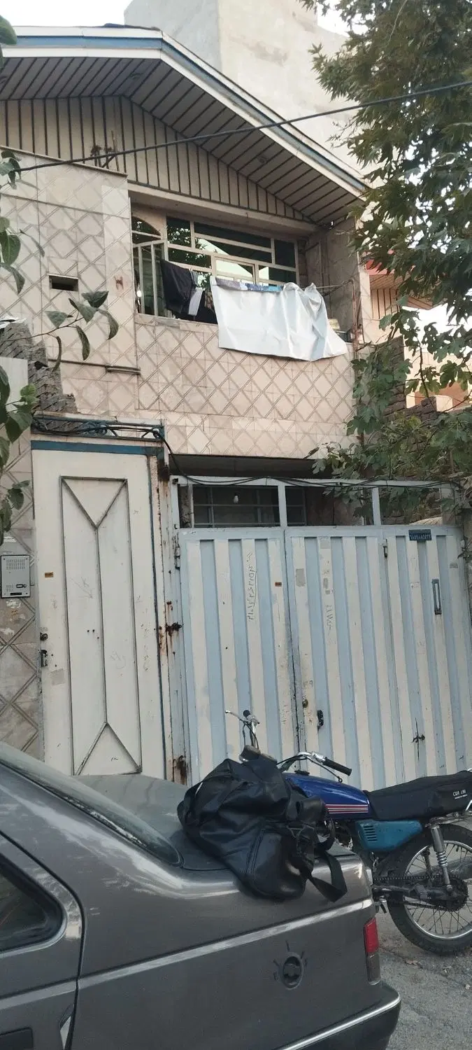 ویلایی ۲ طبقه