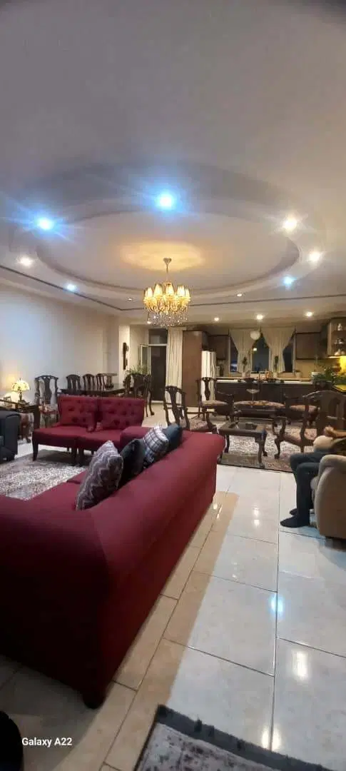 واحد ۱۱۰ متری رهن کامل