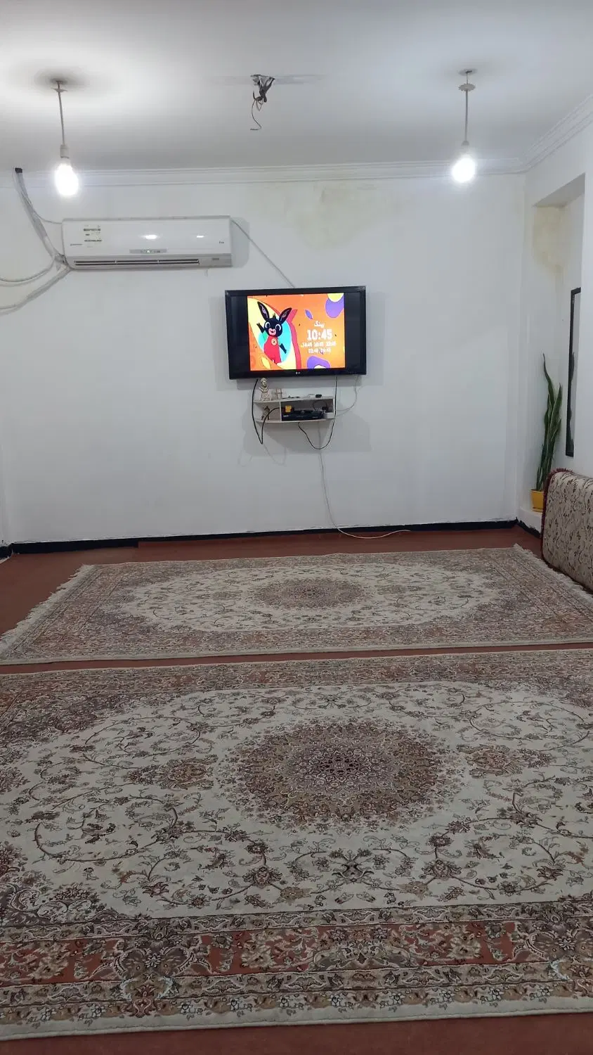 منزل ویلایی نقلی در مرکز شهر