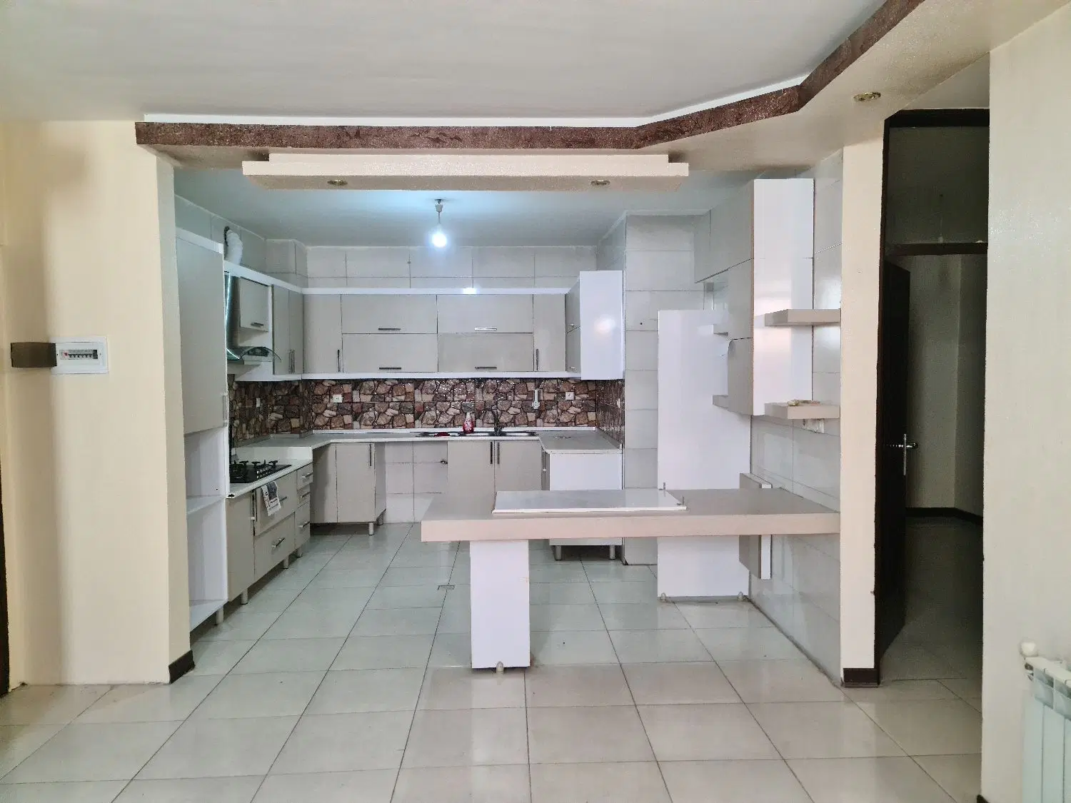 ۷۵ متری دوخواب عطار
