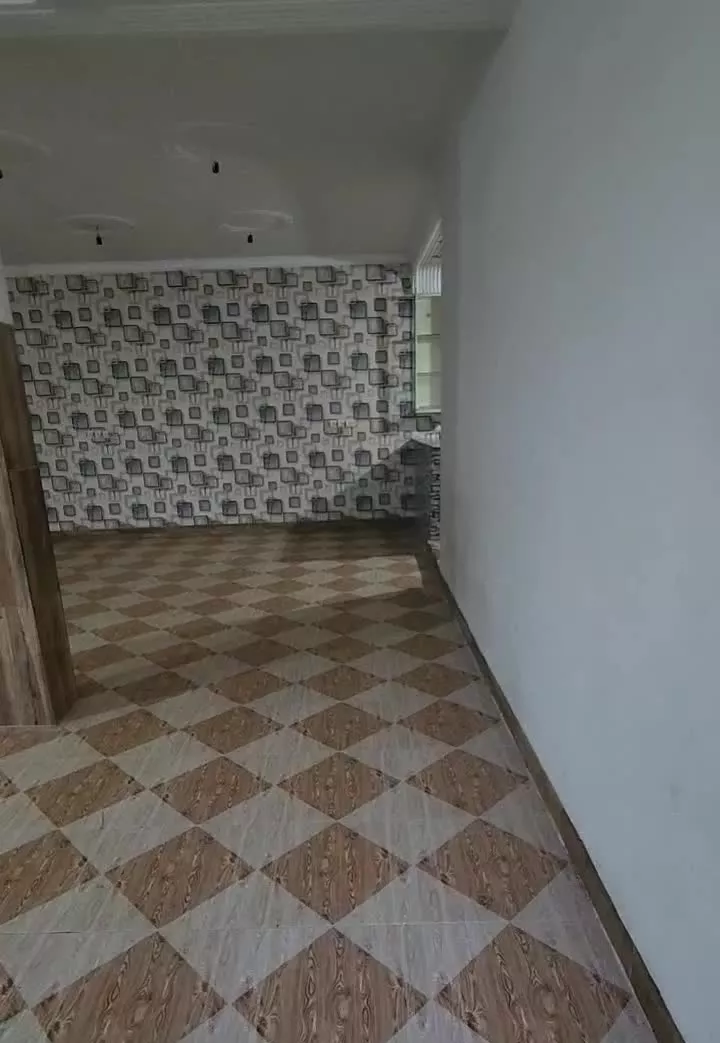 ویلایی در خیابان منجی(زریسف)