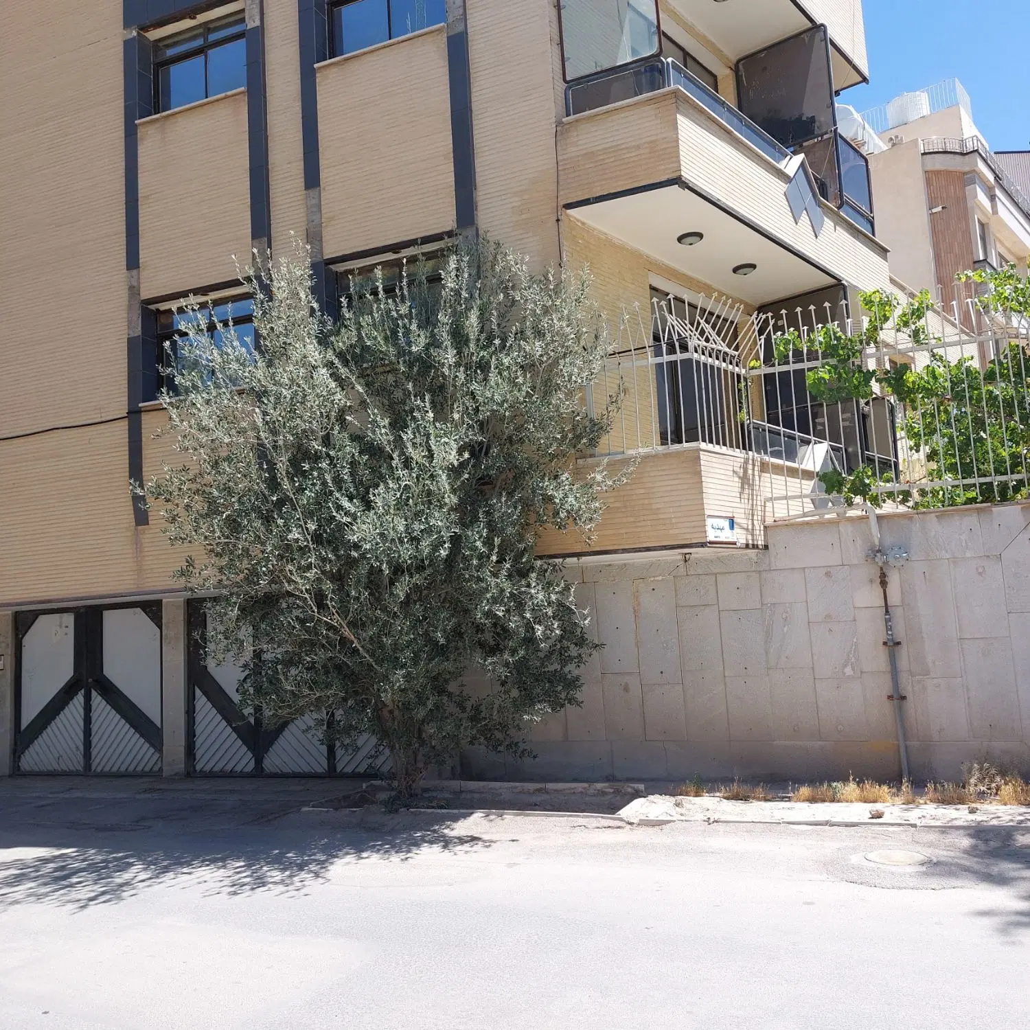 فروش آپارتمان_۸۰متری_استاد شهریار گلچین ۸