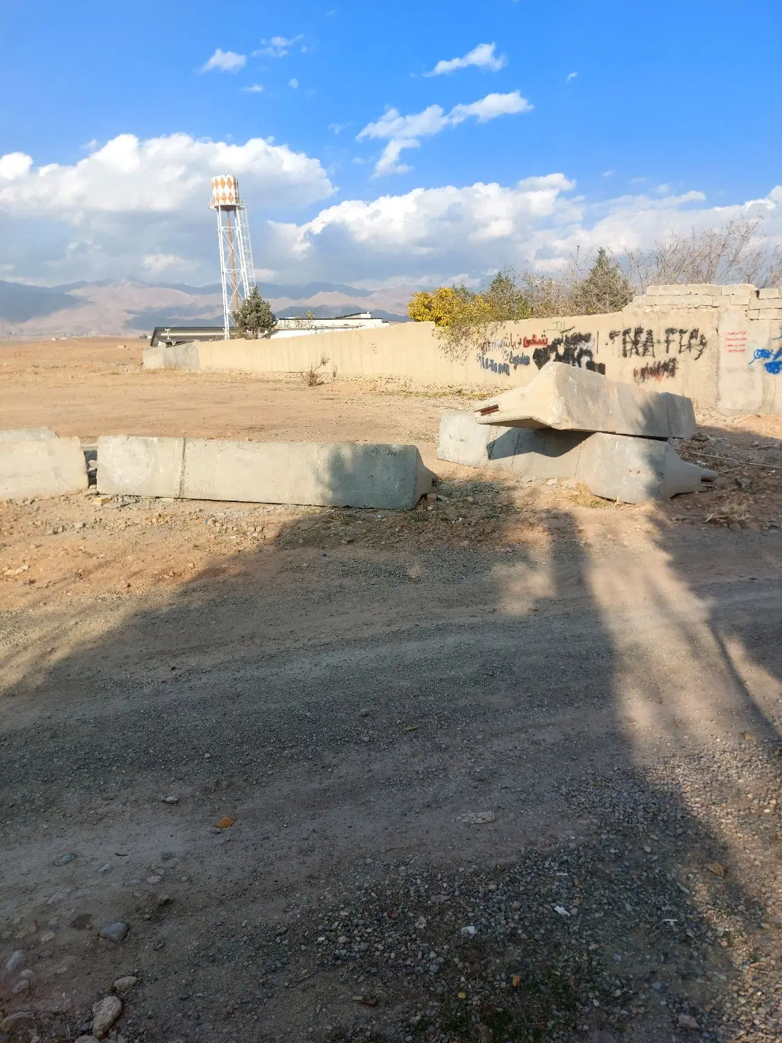 ۵۰۰متر زمین کوهسار کردان مناسب