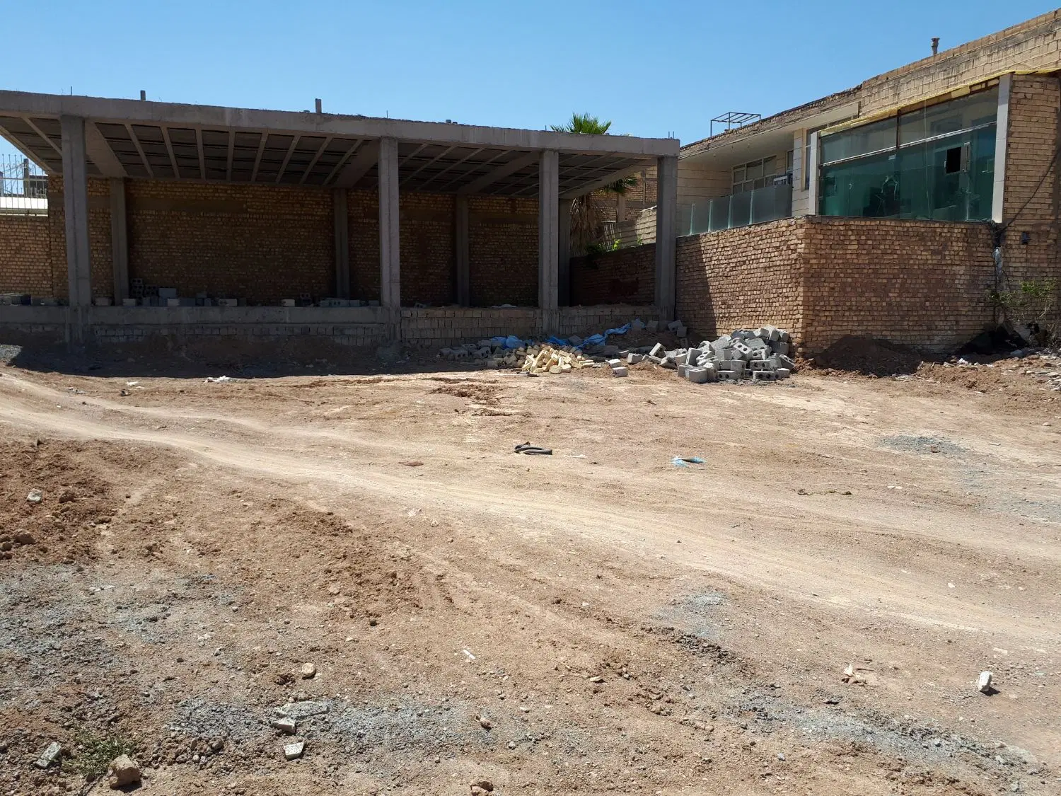 زمین بلوار ایزدی