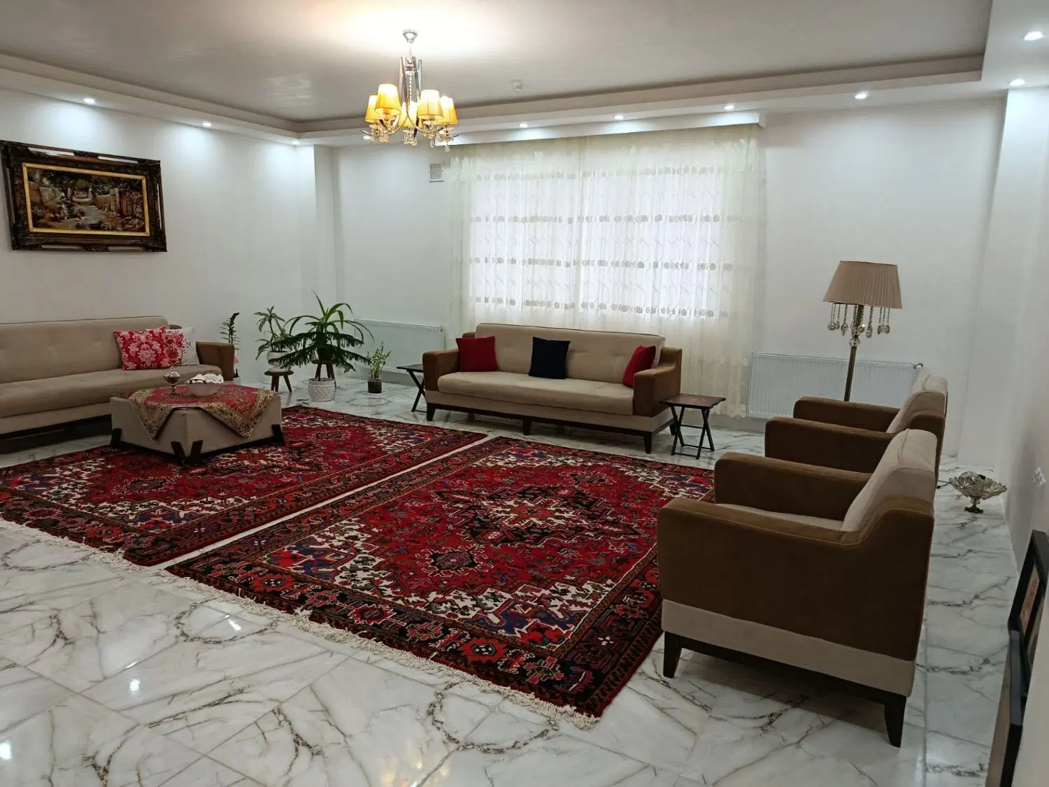 فروش واحد ۱۳۷متری فول امکانات