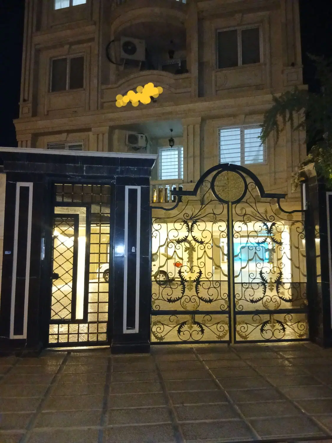 آپارتمان لوکس ۹۰ متری