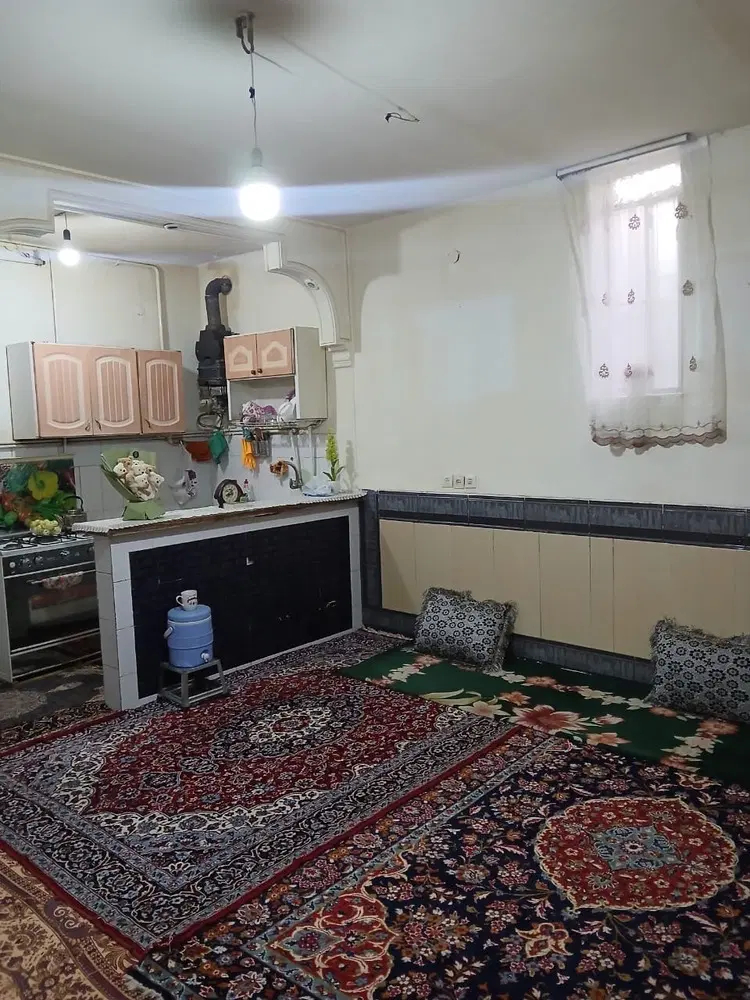 خانه تمیز مرتب آماده اسباب کشی خالی می‌باشد