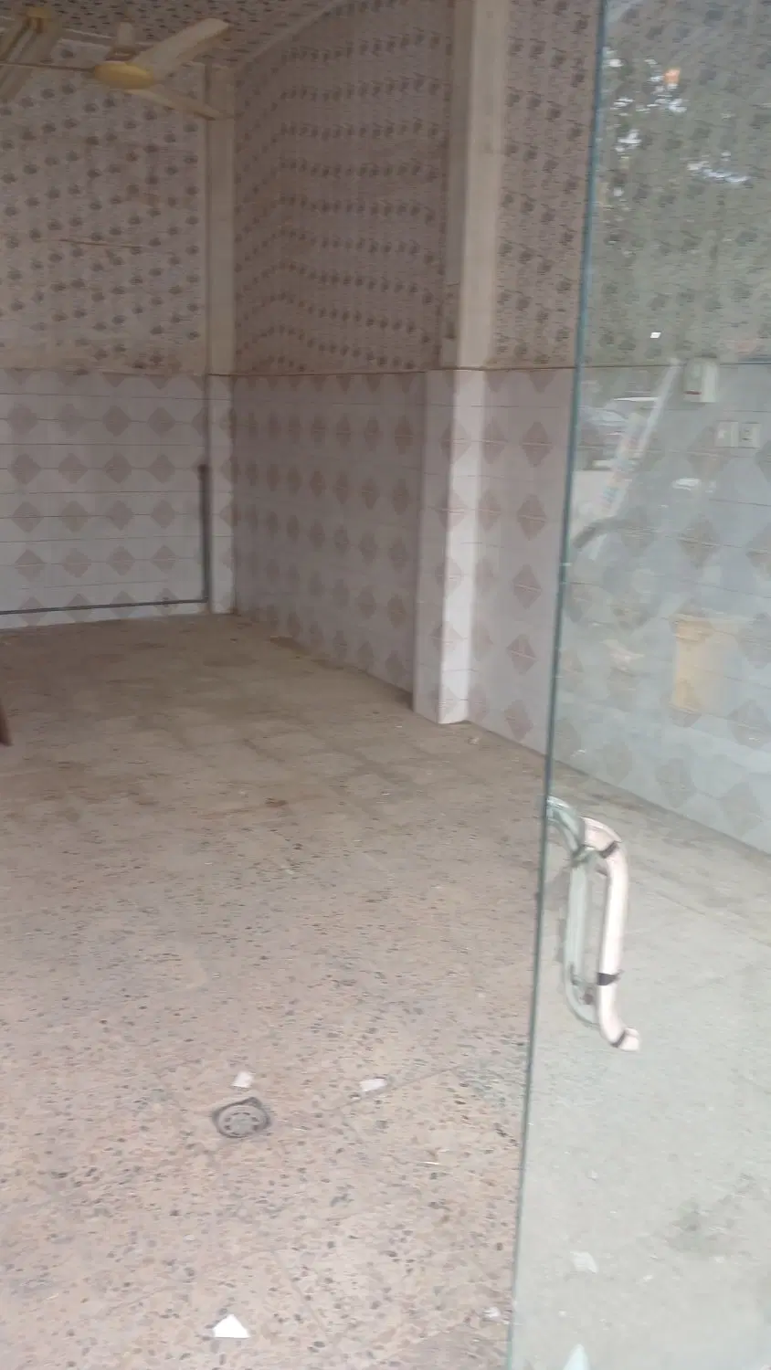 مغازه دولت آباد خیابان چهل متری