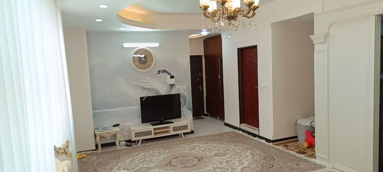 آپارتمان85متری 2خوابه برج کاشانه هنرستان شیک وتمیز