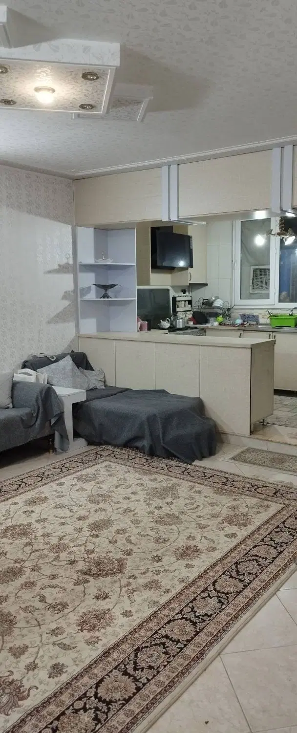 آپارتمان ۷۷ متری ولیعصر