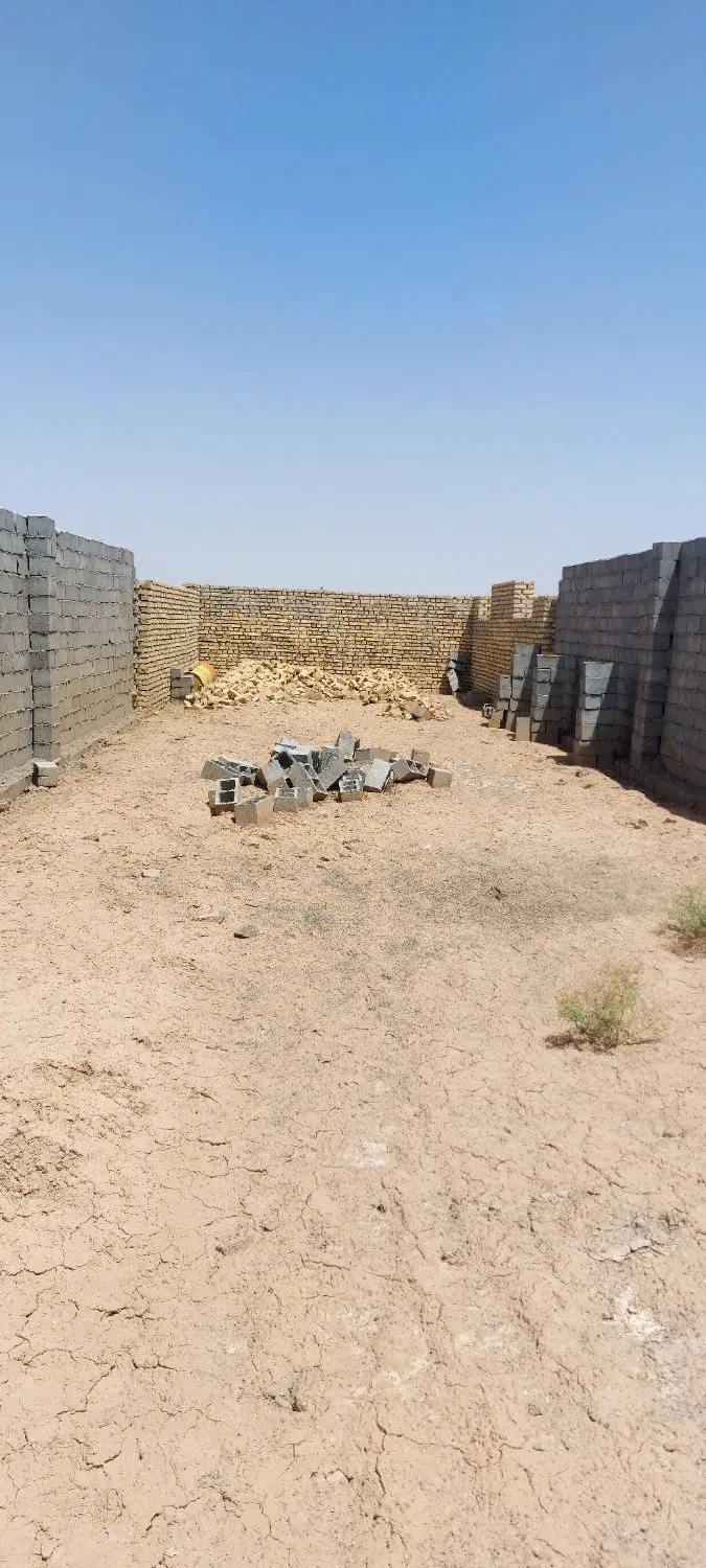 زمین چهار دیوار شده مناسب خانه باغ