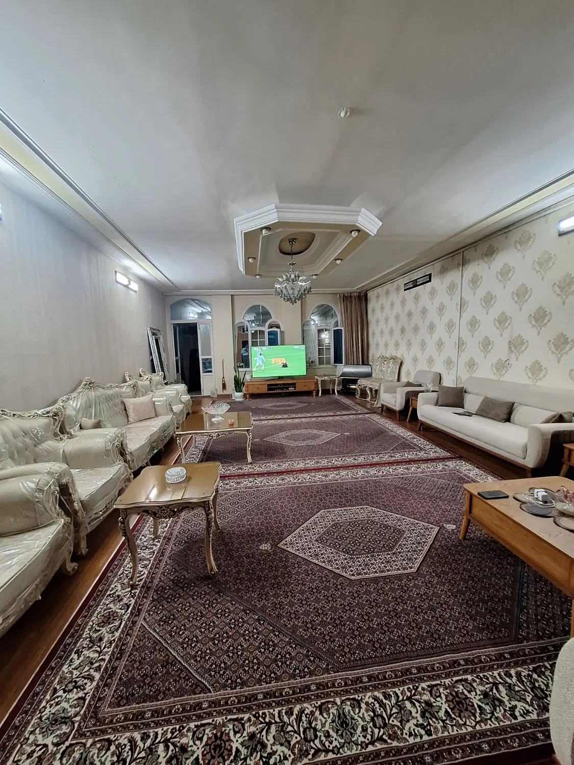 خانه ۱۷ شهریور جنوبی خیابان ۲۰ متری