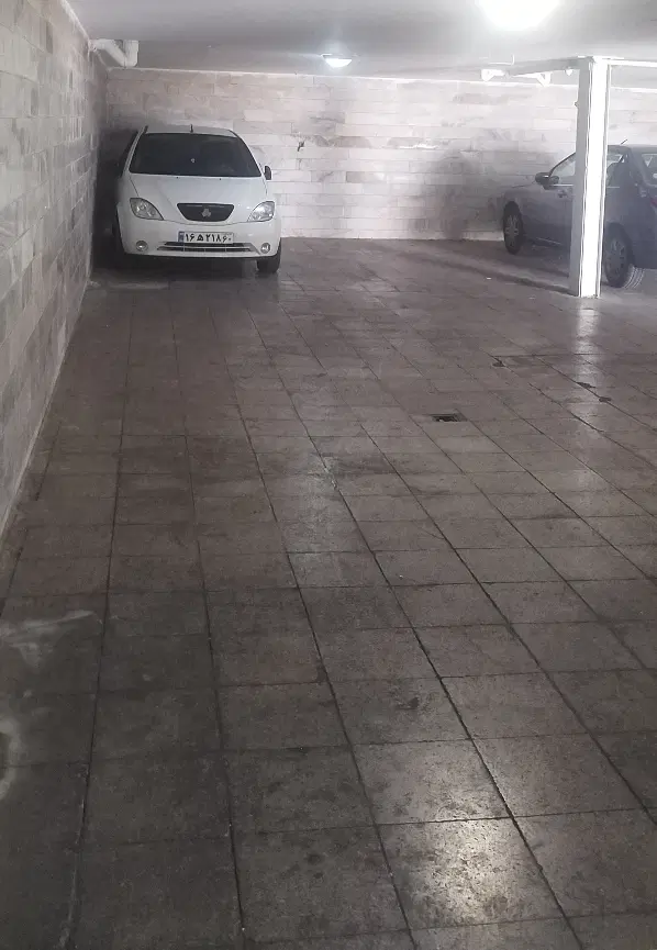 پارکینگ خودرو ستارخان