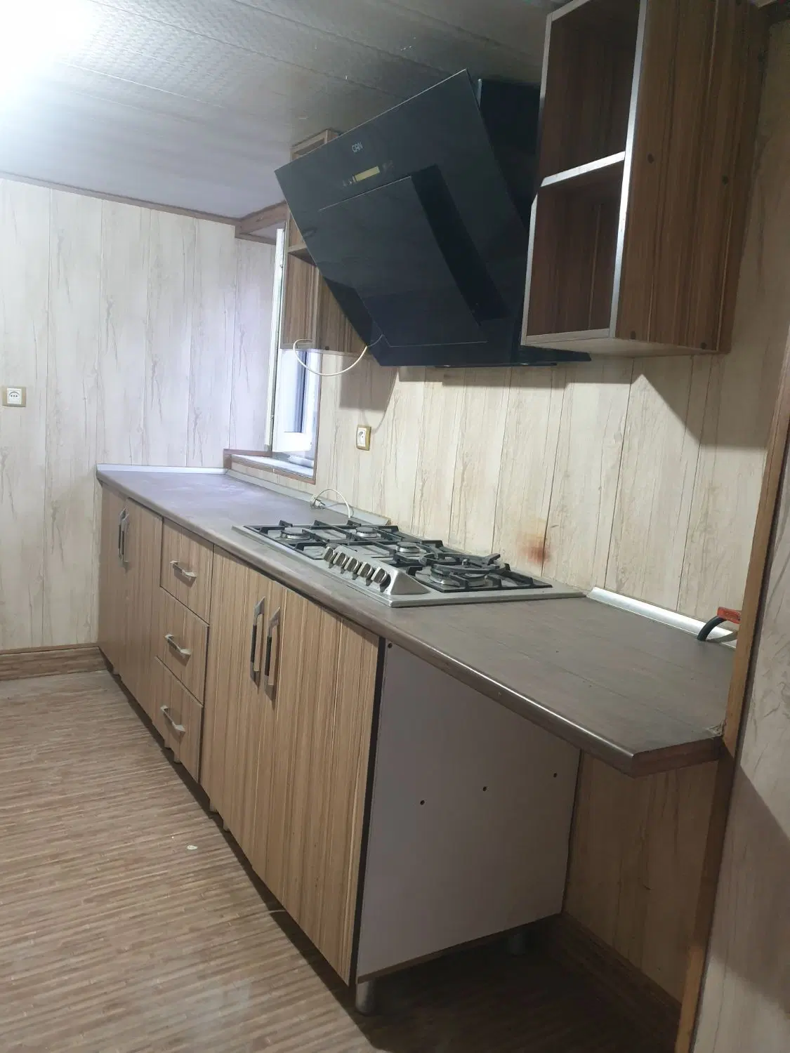 واحد ۱۰۳ متری شهرصنعتی تاپ لوکیشن