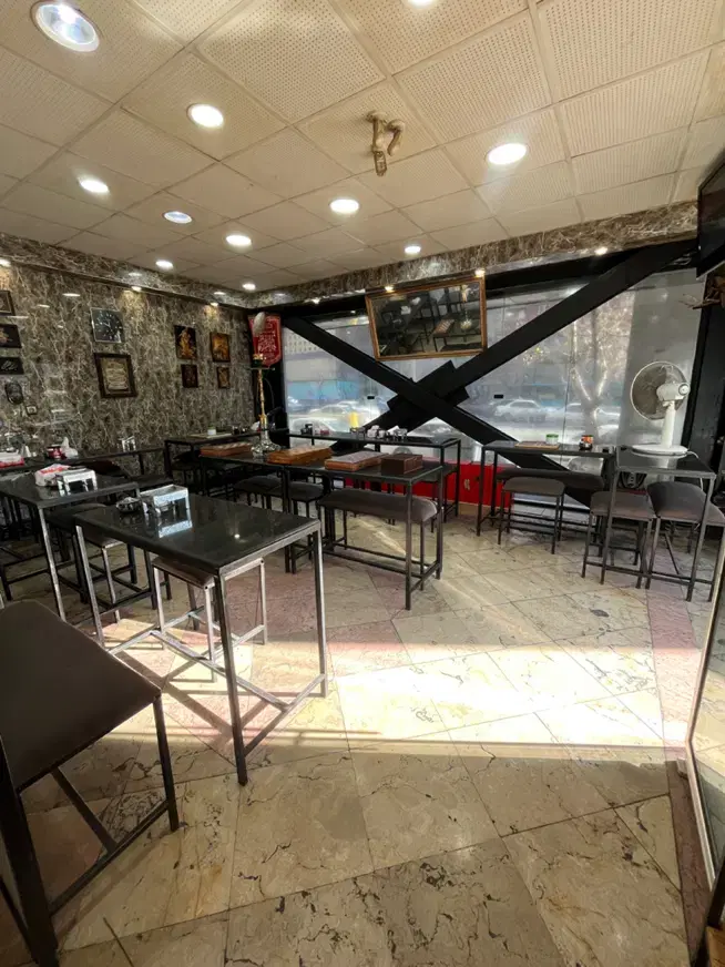 قهوه خانه فعال (معاوضه ) مترو کمیل نواب