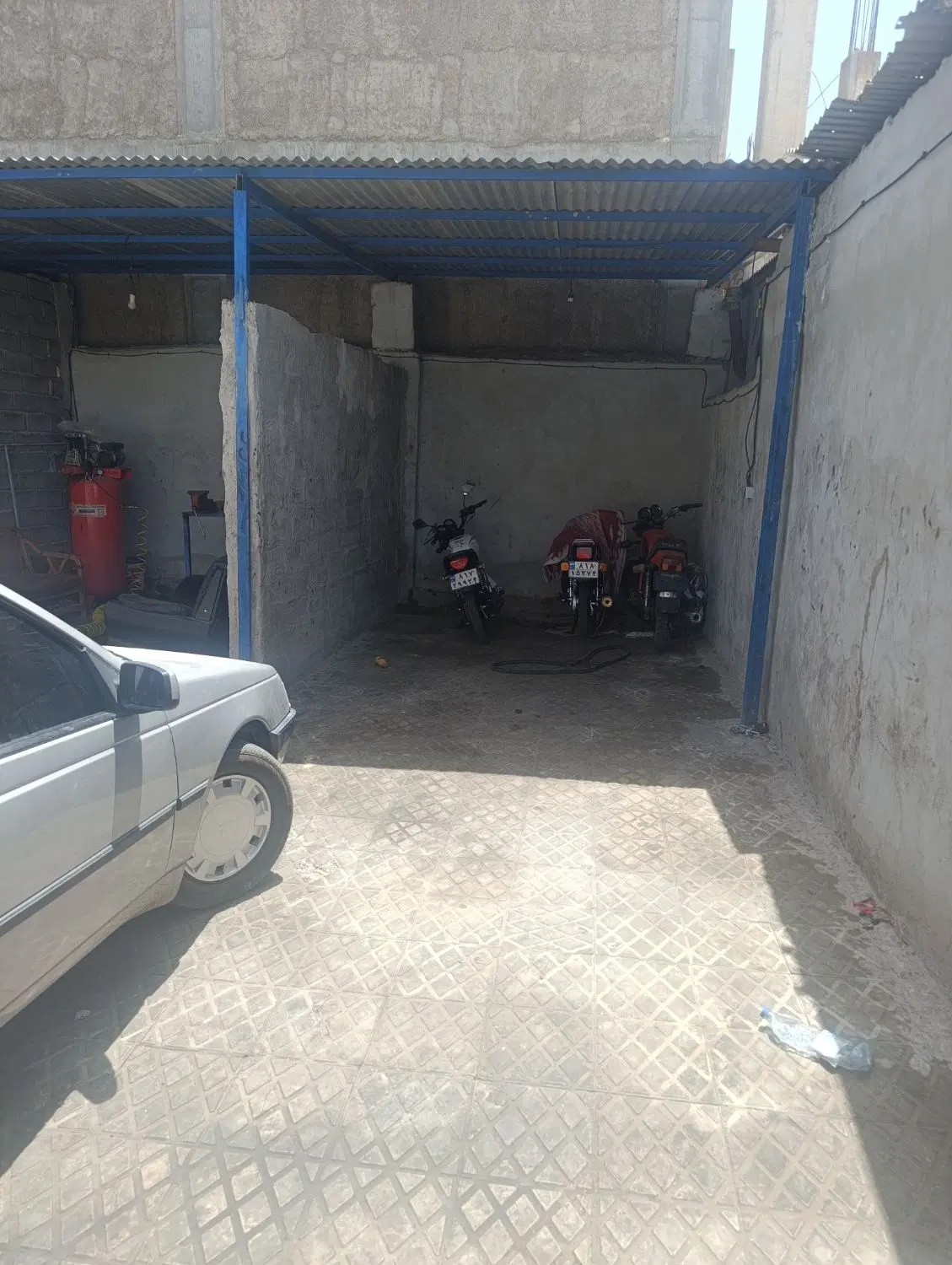 مغازه سرباز