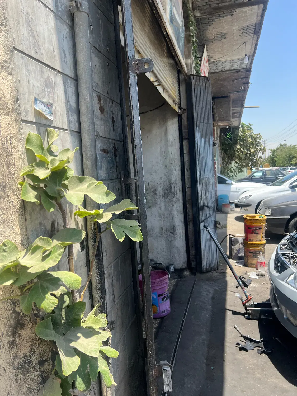 مغازه ۹۰متری