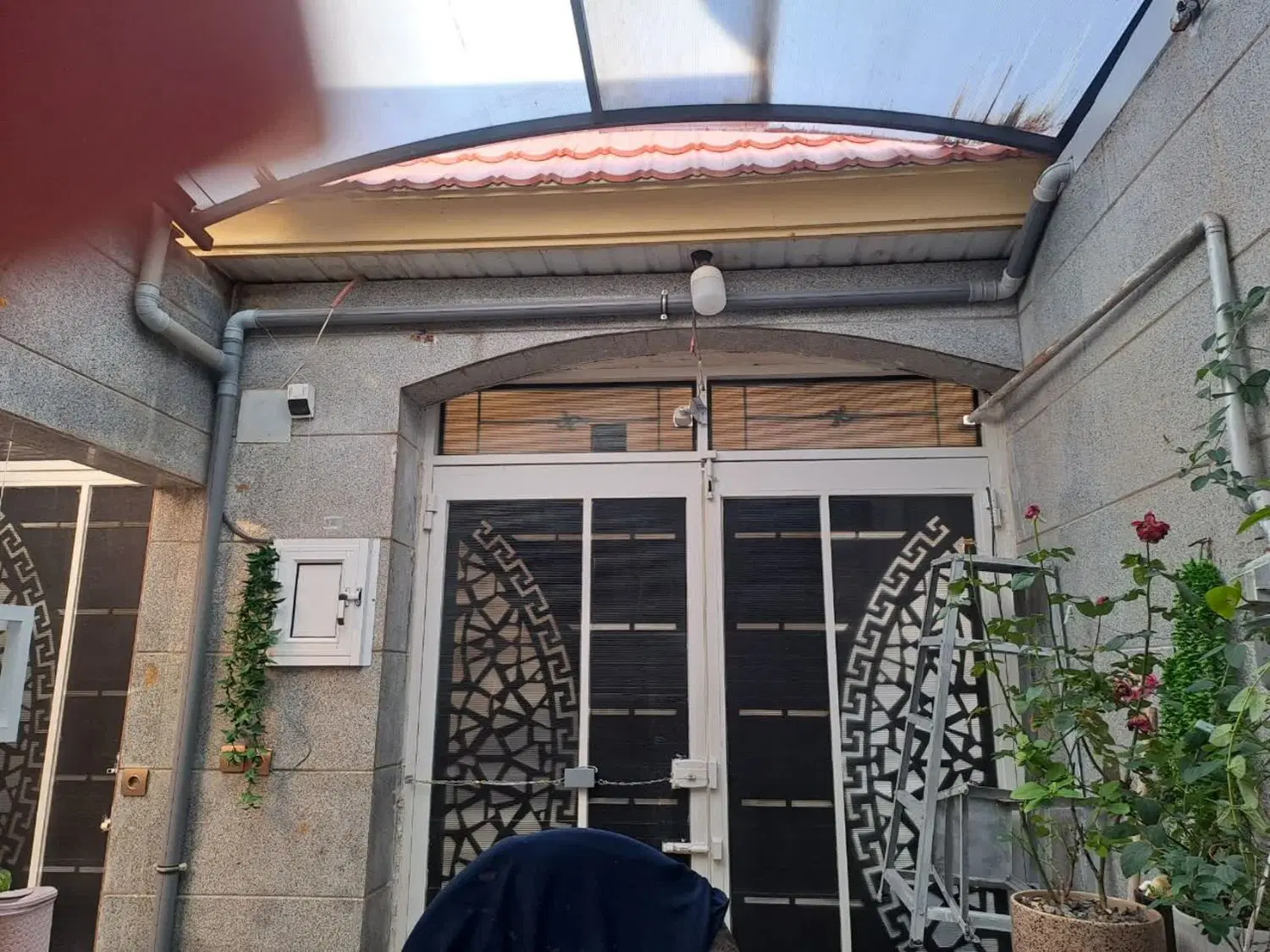 ۸۶ متر ویلایی۱۴۰متر زیربنا در بهشتی فروش فوری