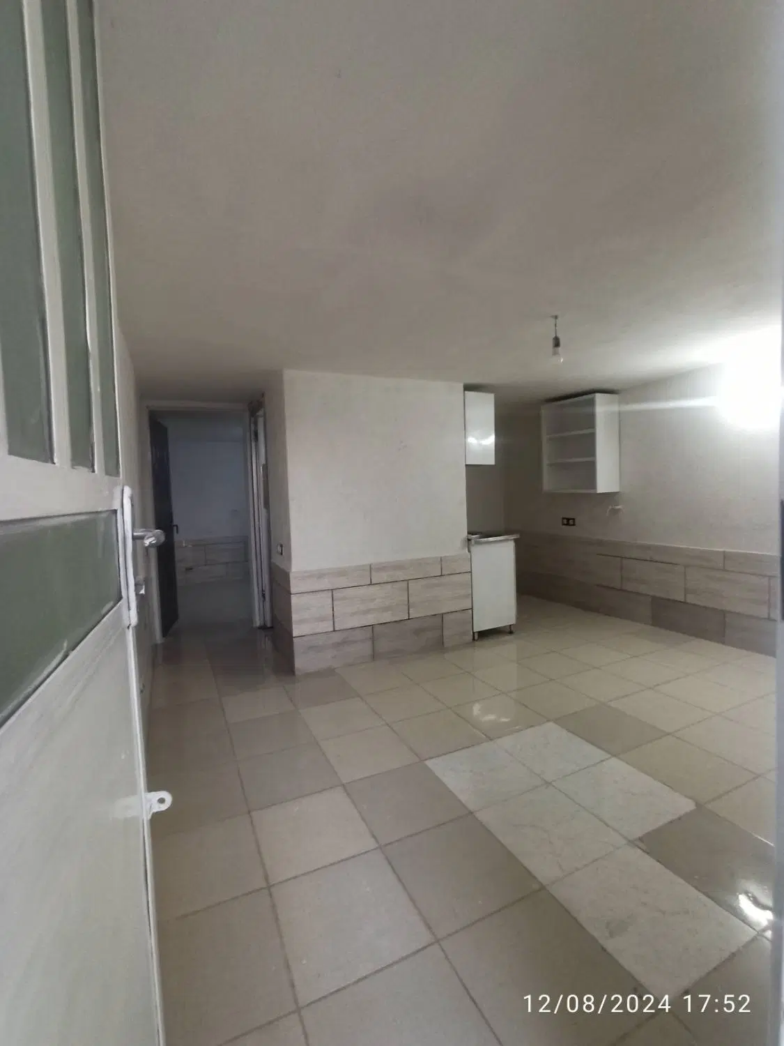 منزل یک خواب حیاط دار