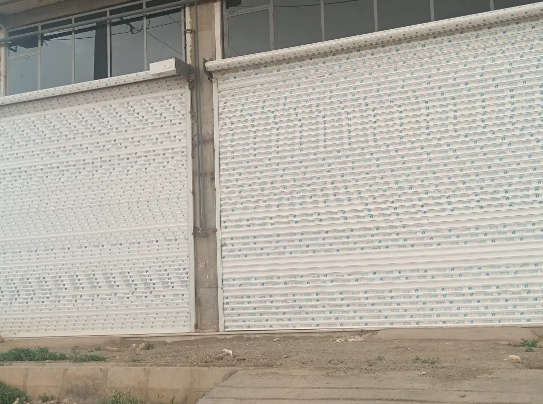 اجاره ۳ باب مغازه