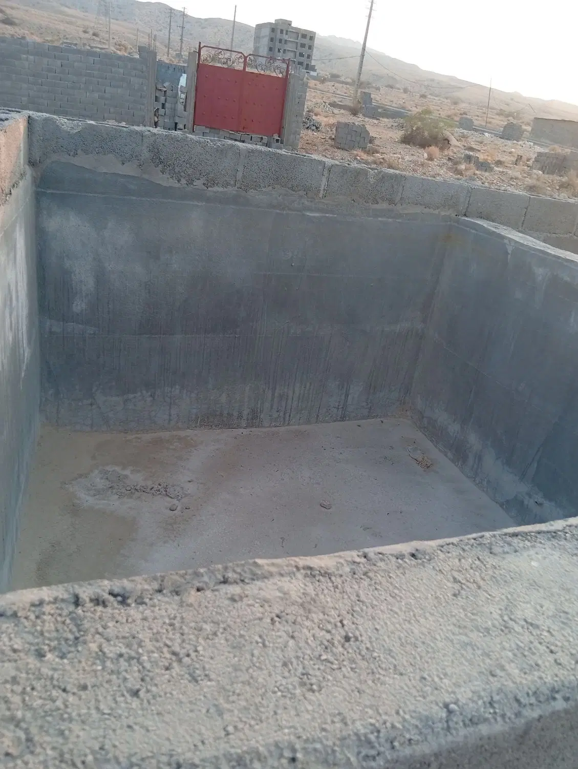 زمین 250متری