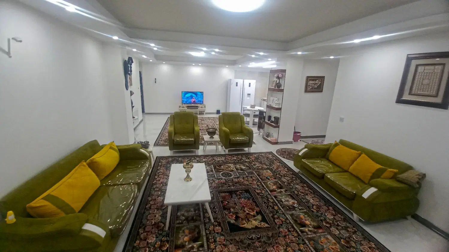 یک واحد آپارتمان شیک