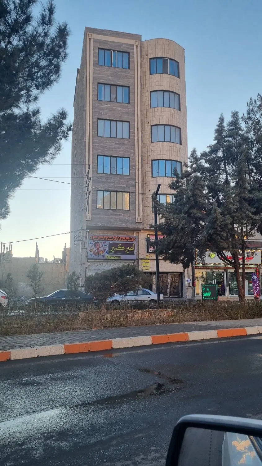 اپارتمان110متری روبه نما