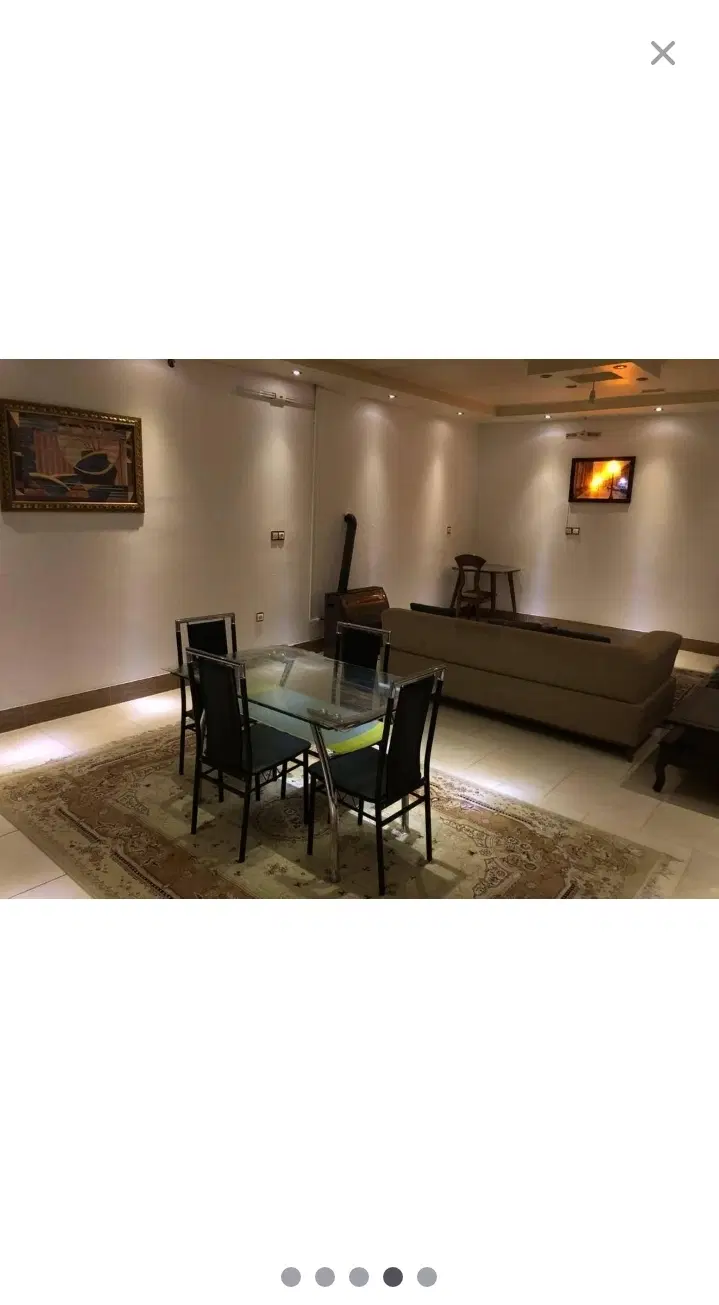 هم خانه