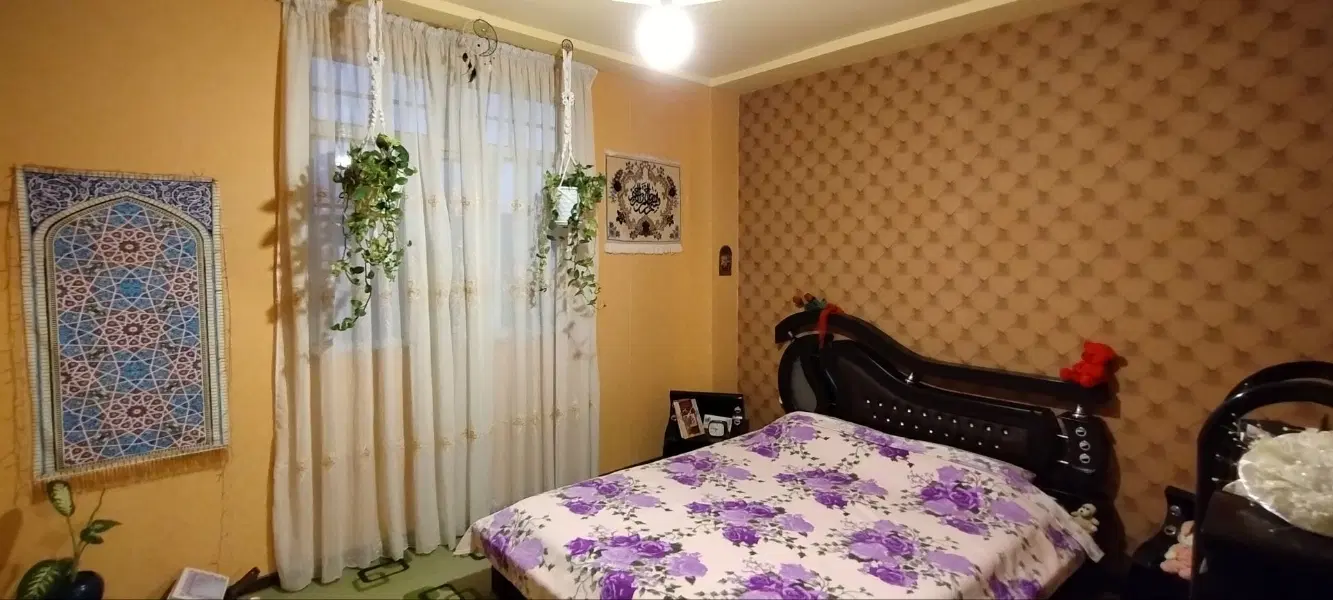 ویلایی سه نبش و دو طبقه فول