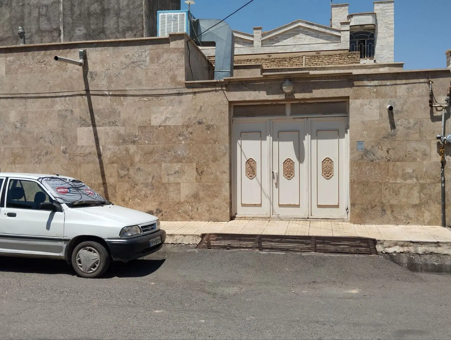 منزل مسکونی