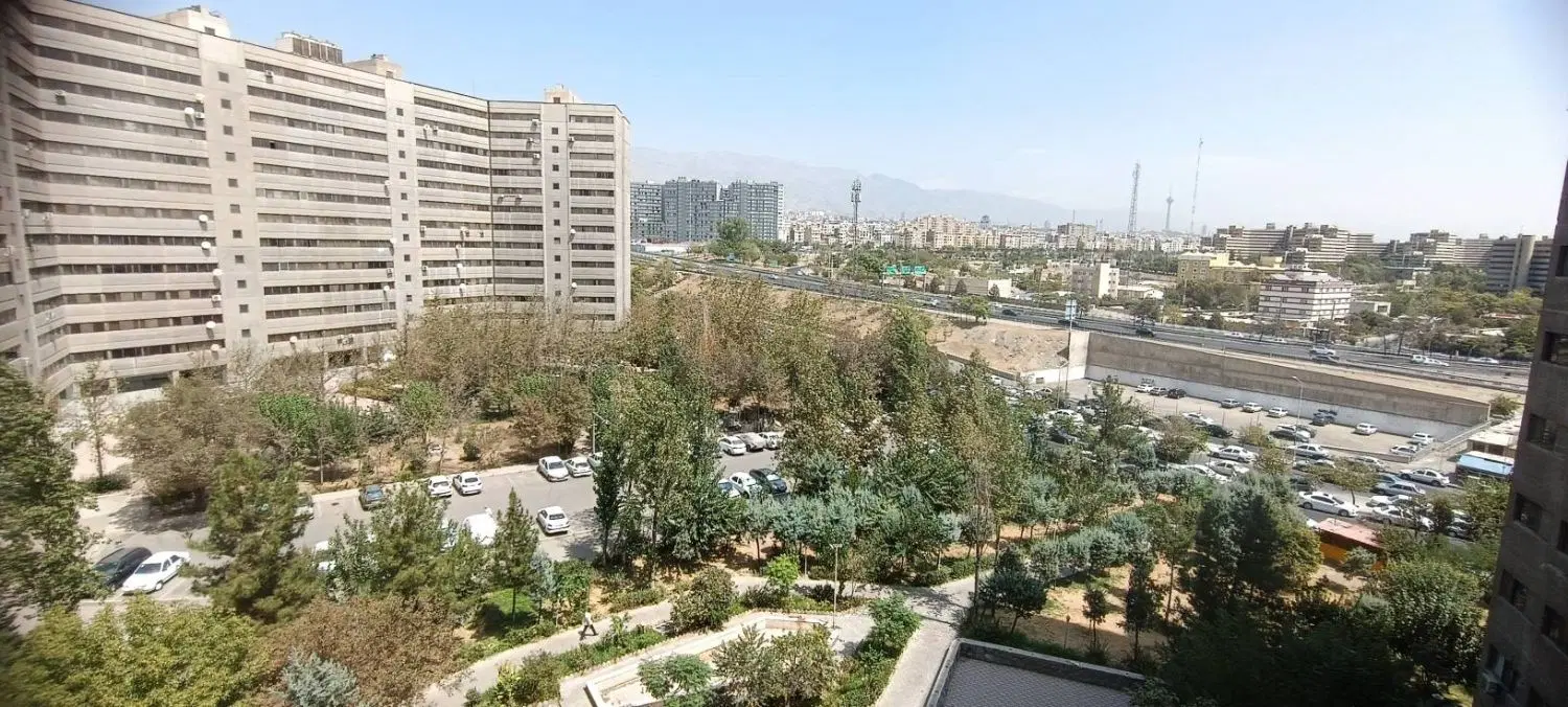 فروش فوری 2خواب 139_5متر