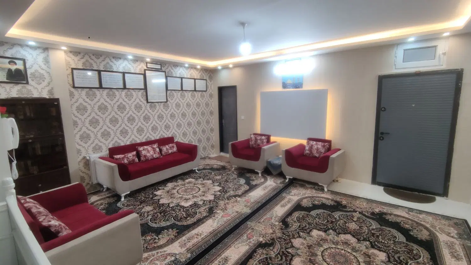 آپارتمان ۶۱ متری نوساز شهید رئیسی ۱۸