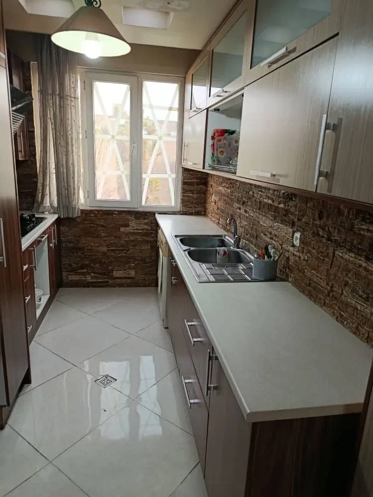 نارمک قیاسی پور ۵۳ متر ۲ خواب طبقه ۴