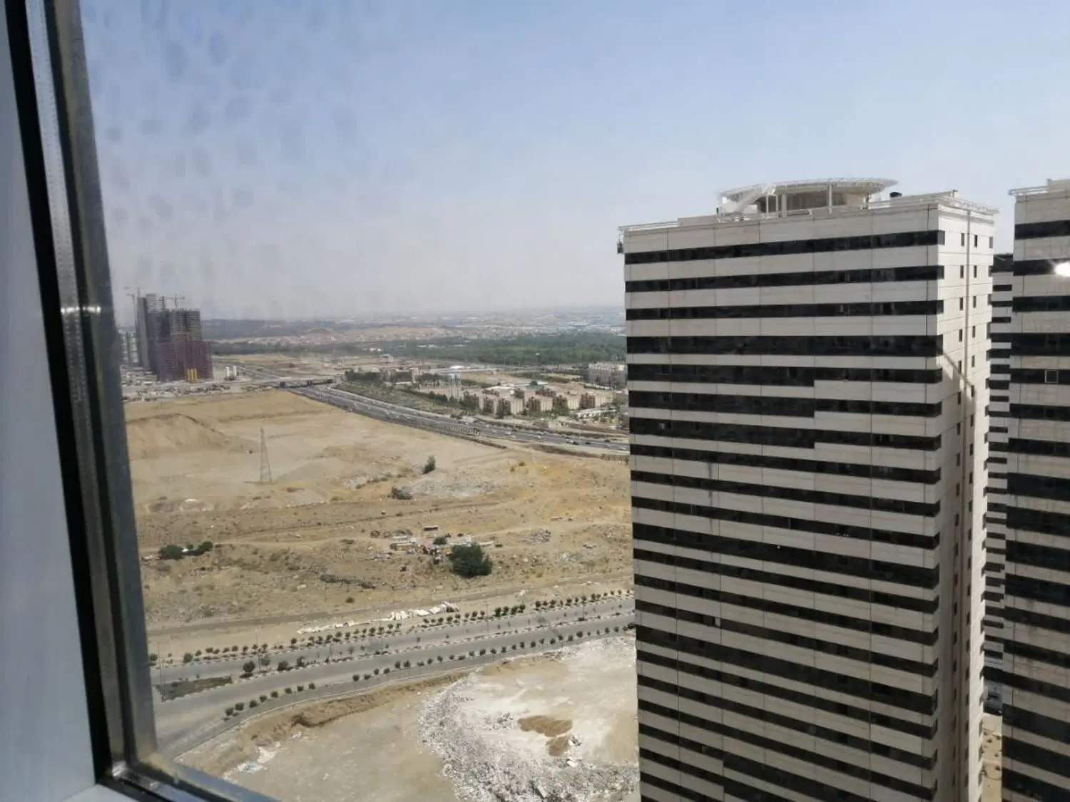 فروش واحد 106متری جنوبی ویودار شهرک شهید خرازی