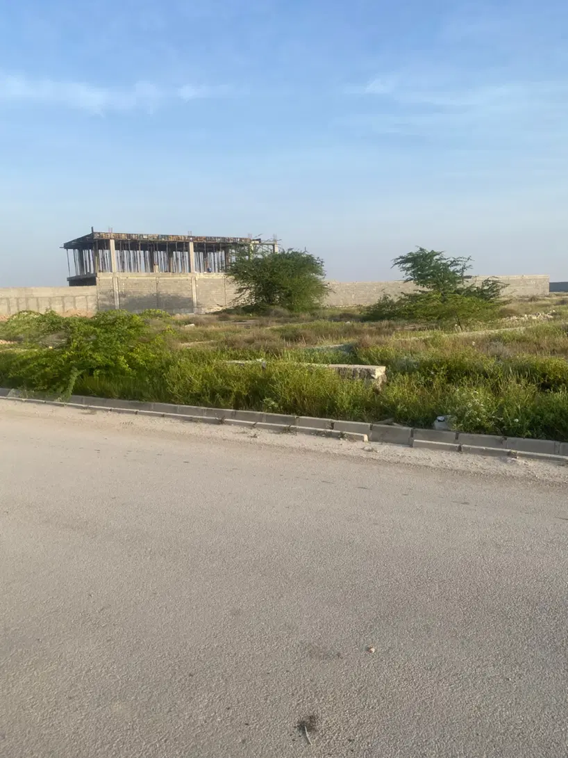 فروش زمین گورک خورشیدی ۲۱۱ متر
