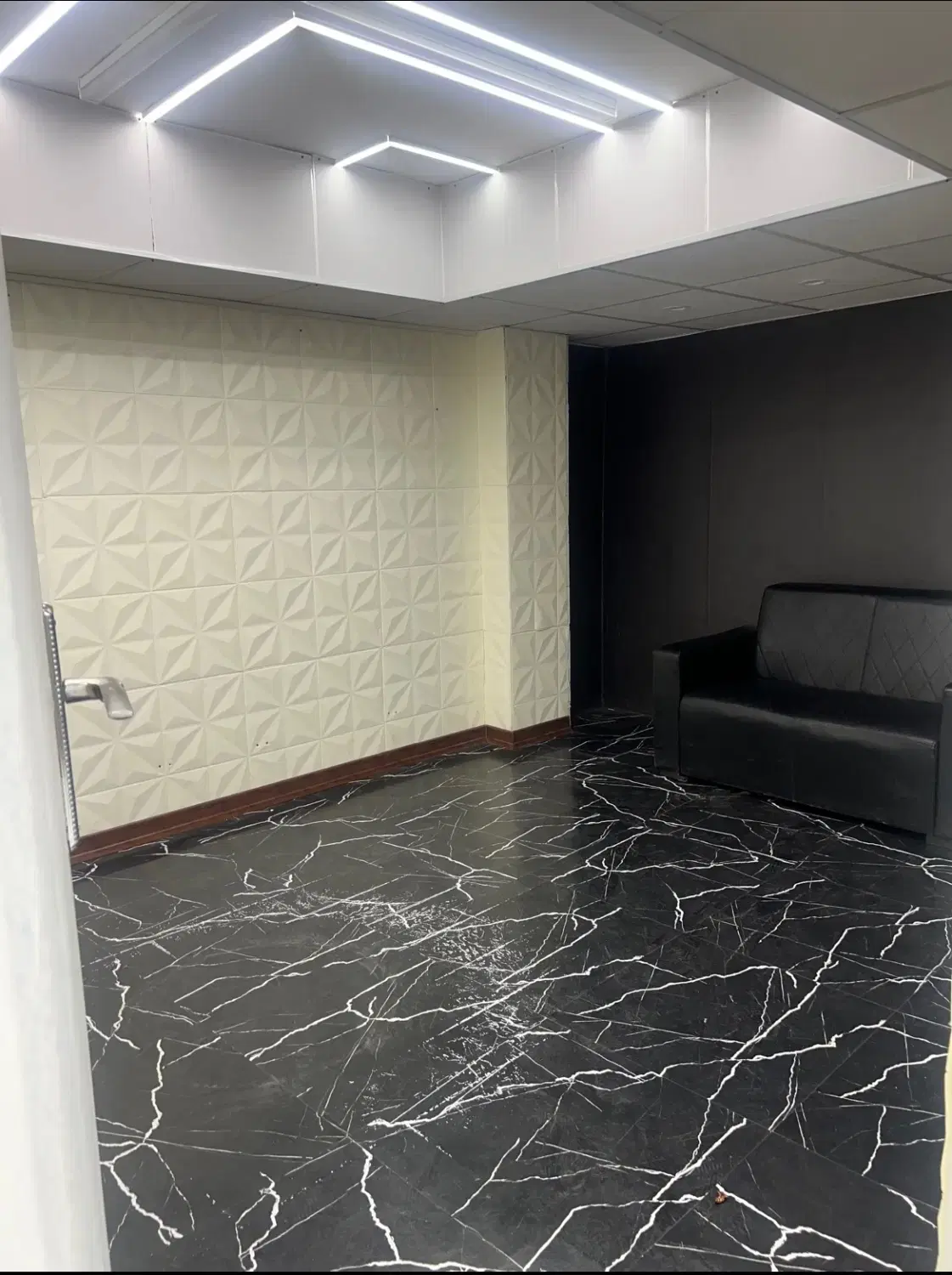 اجاره اتاق سالن آرایشگاه مردانه