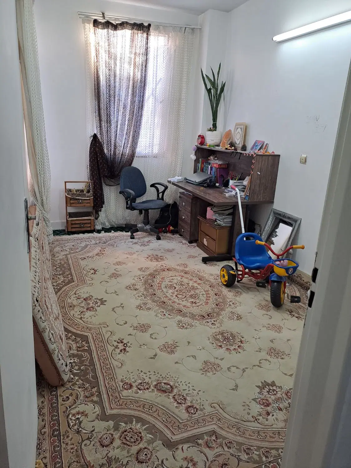 واحد ۷۵ متری دوبله نور گیر طبقه سوم