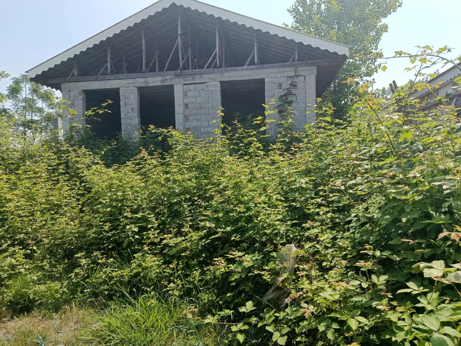 ویلای نیمه کاره