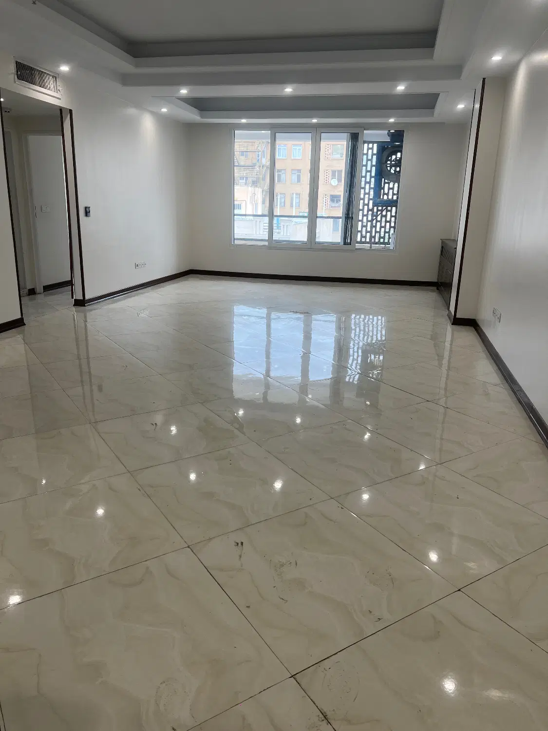 ۱۰۵ متر فول امکانات