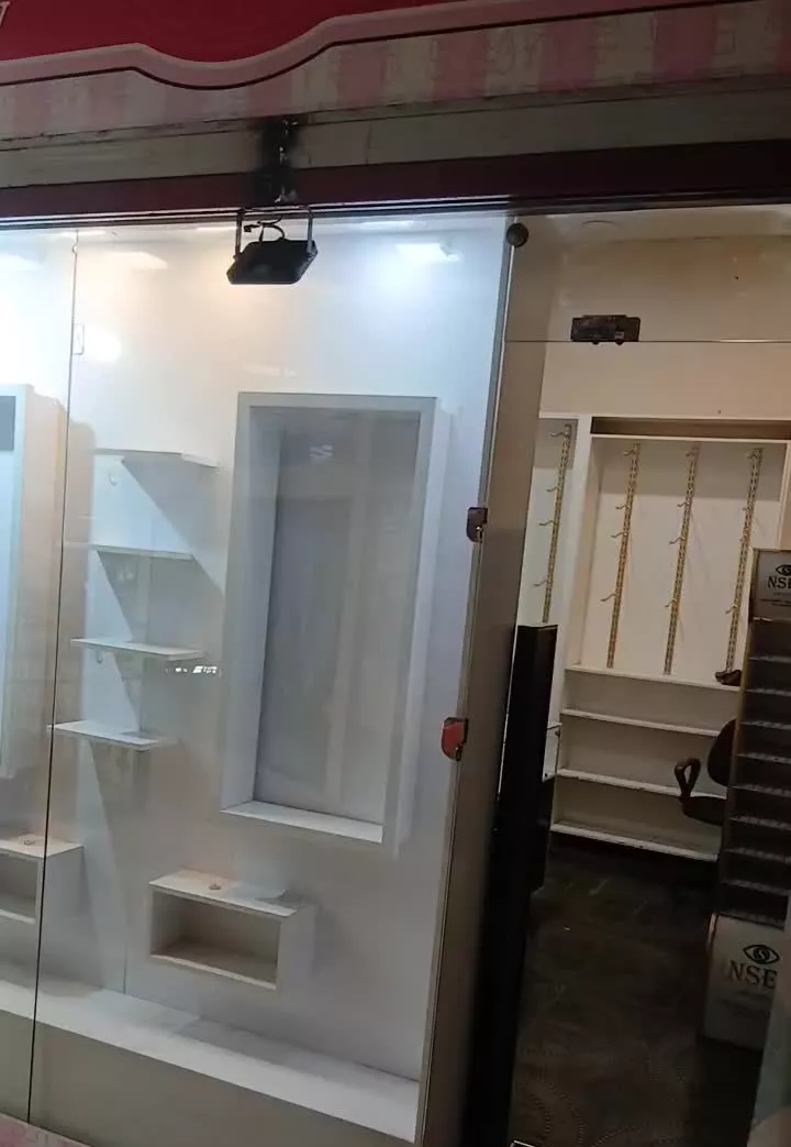 مغازه رهن و اجاره گوهردشت داخل پاساژ