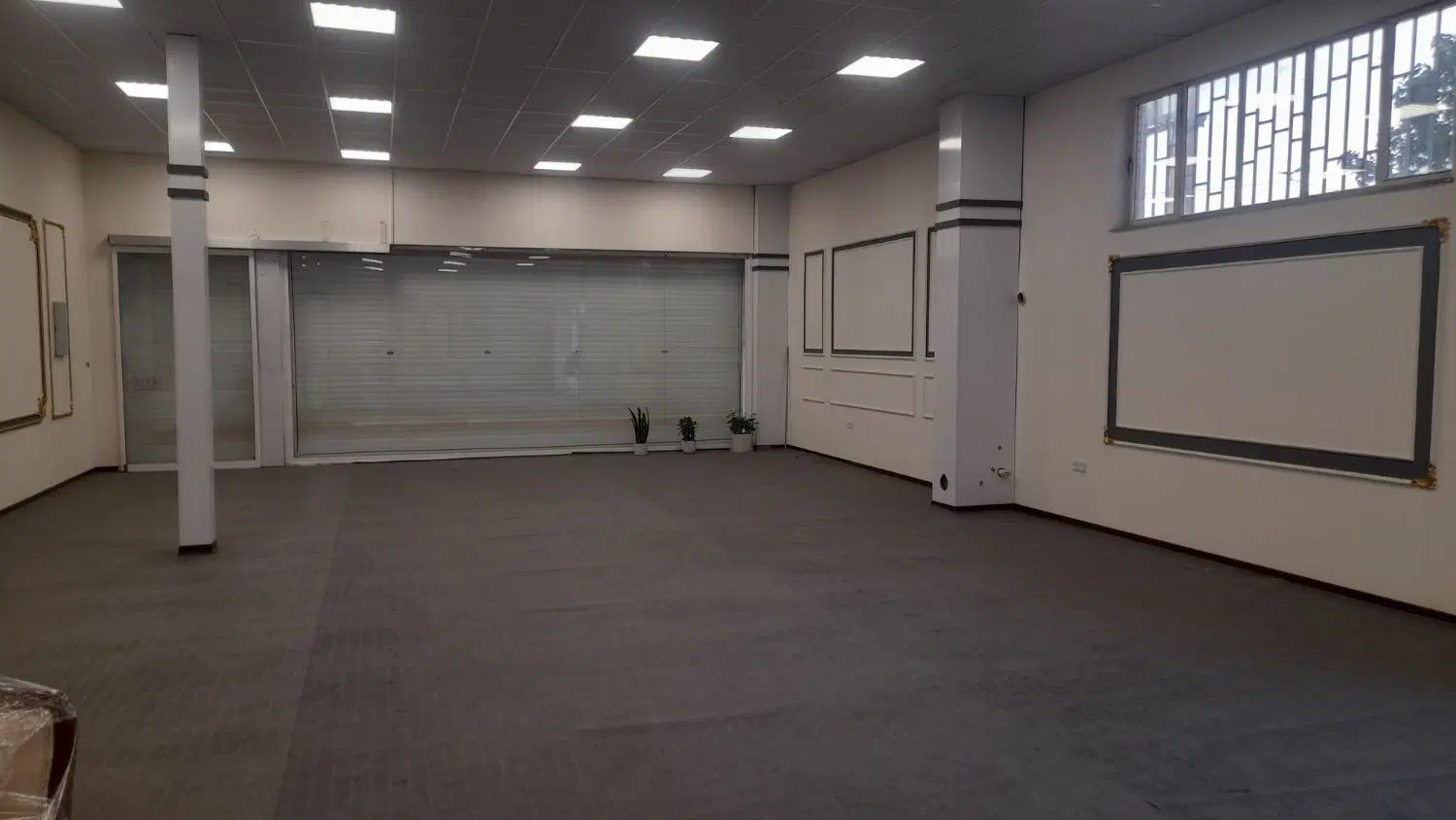 نمایشگاه وگارگاه درشهرک صنعتی
