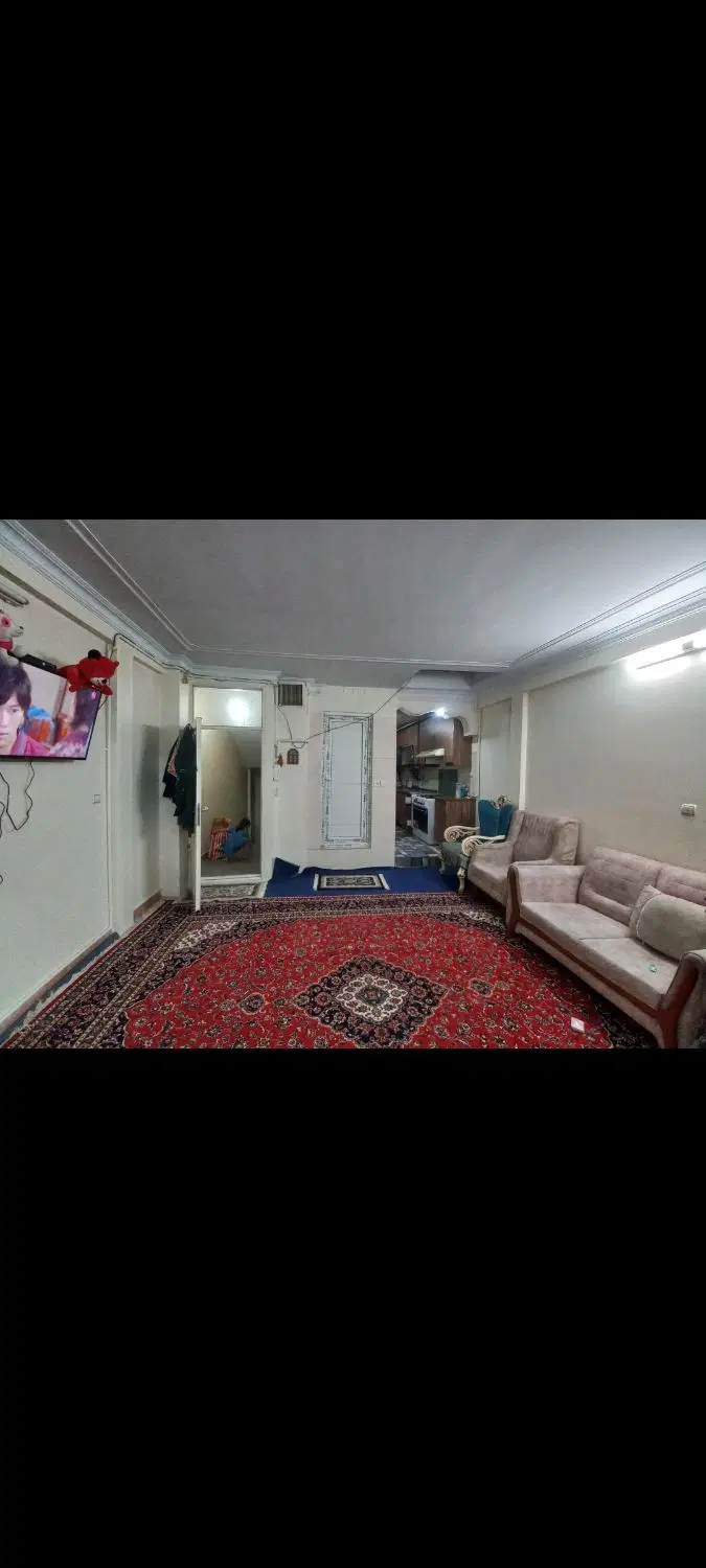 واحد ۴۵ متری تهرانپارس میدان رهبر