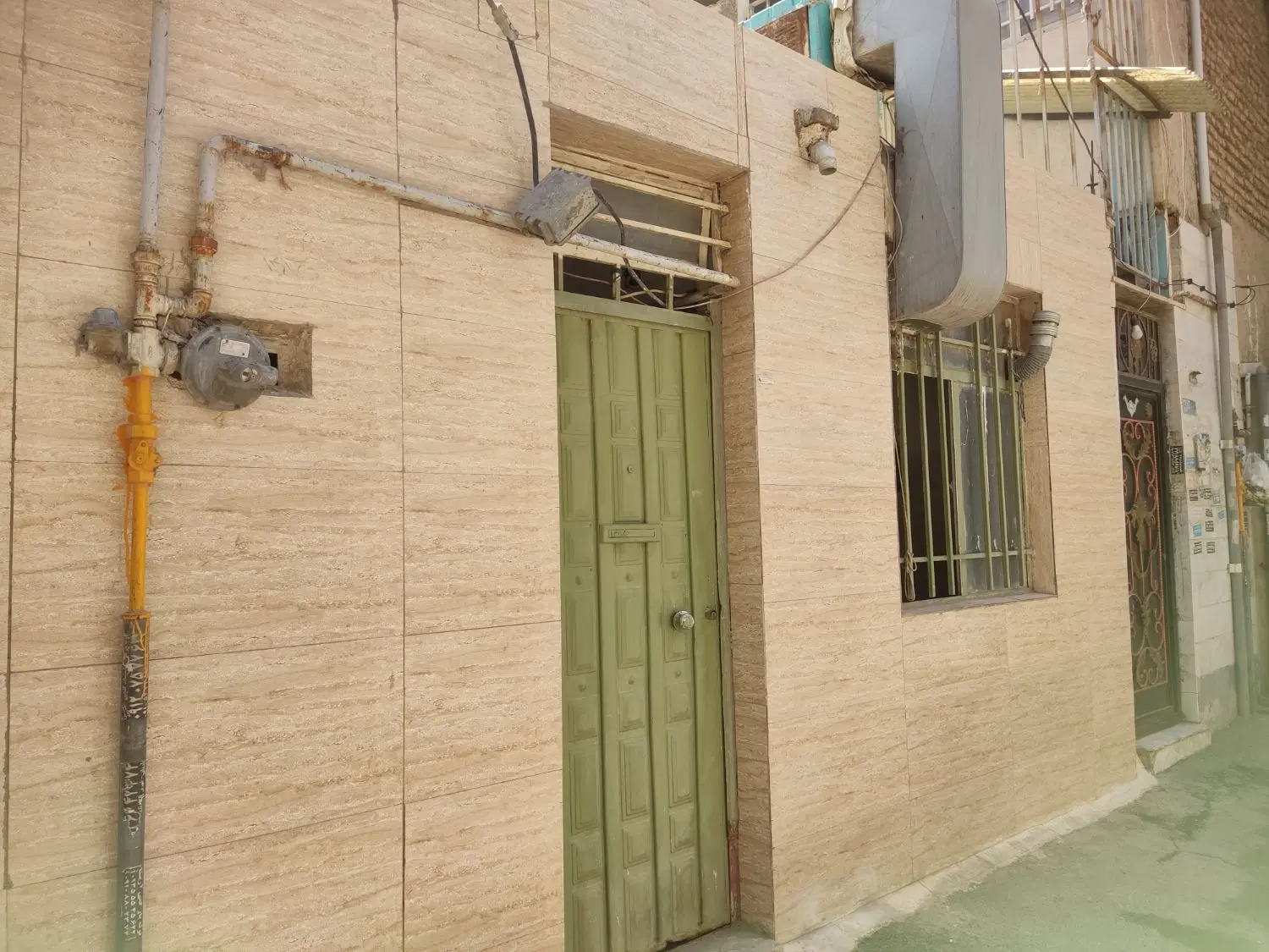 رهن سوئیت 30متری