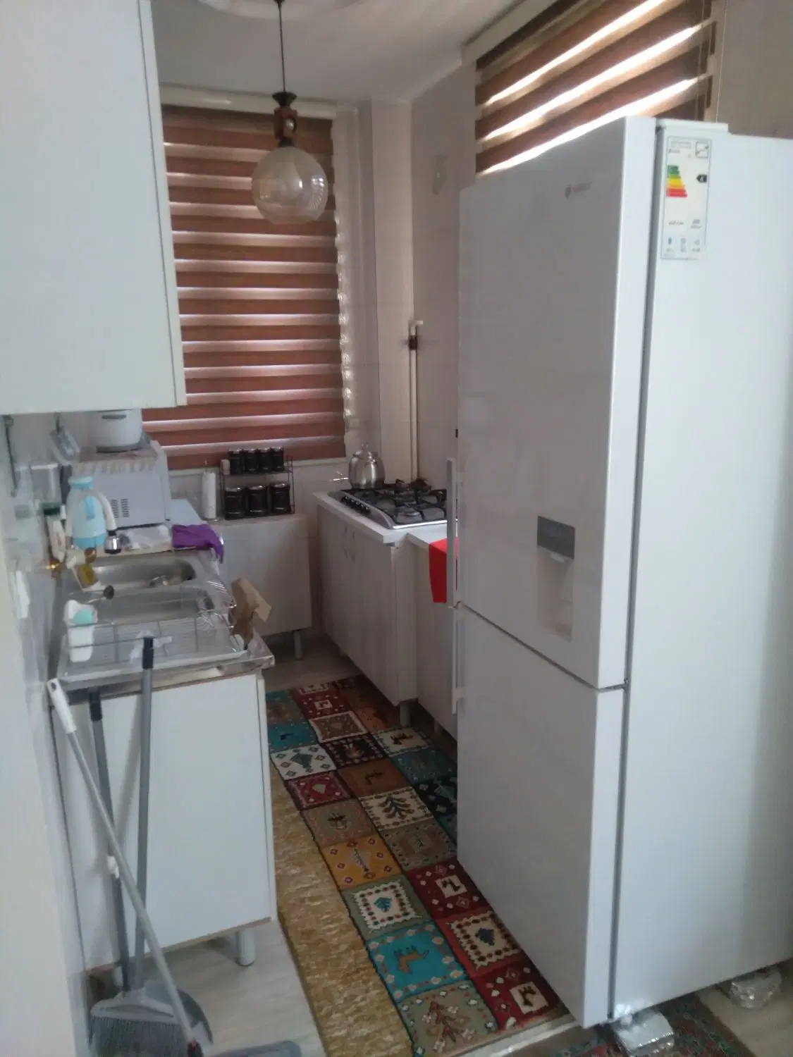 ۴۲ متر . فول بازسازی . کوچه سرمدی نزدیک بازارچه